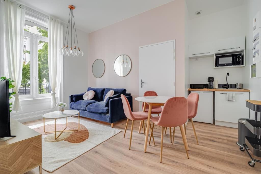 Magnifique Appartement Blush Refait A Neuf Saint-Etienne  Dış mekan fotoğraf