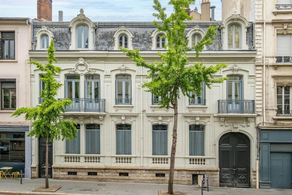 Magnifique Appartement Blush Refait A Neuf Saint-Etienne  Dış mekan fotoğraf
